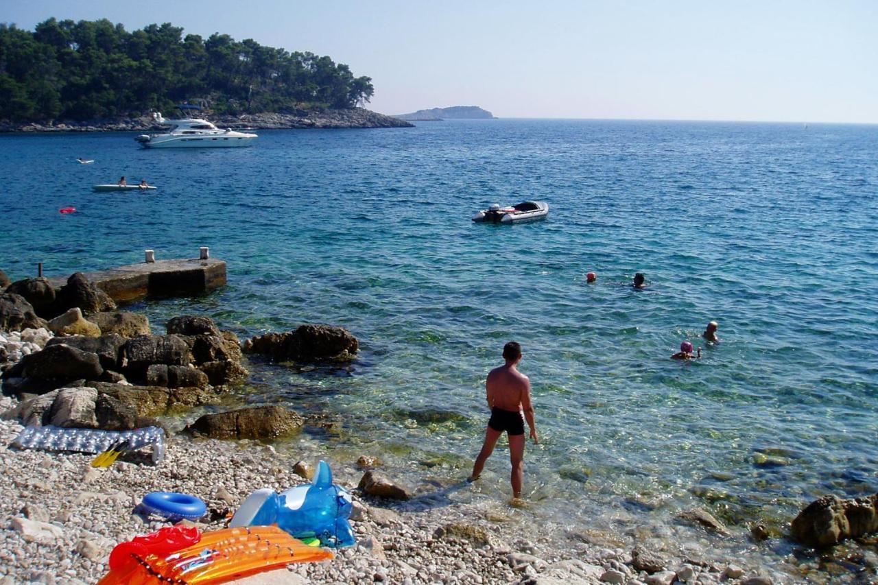 Apartments By The Sea Prizba, Korcula - 4484 Ngoại thất bức ảnh