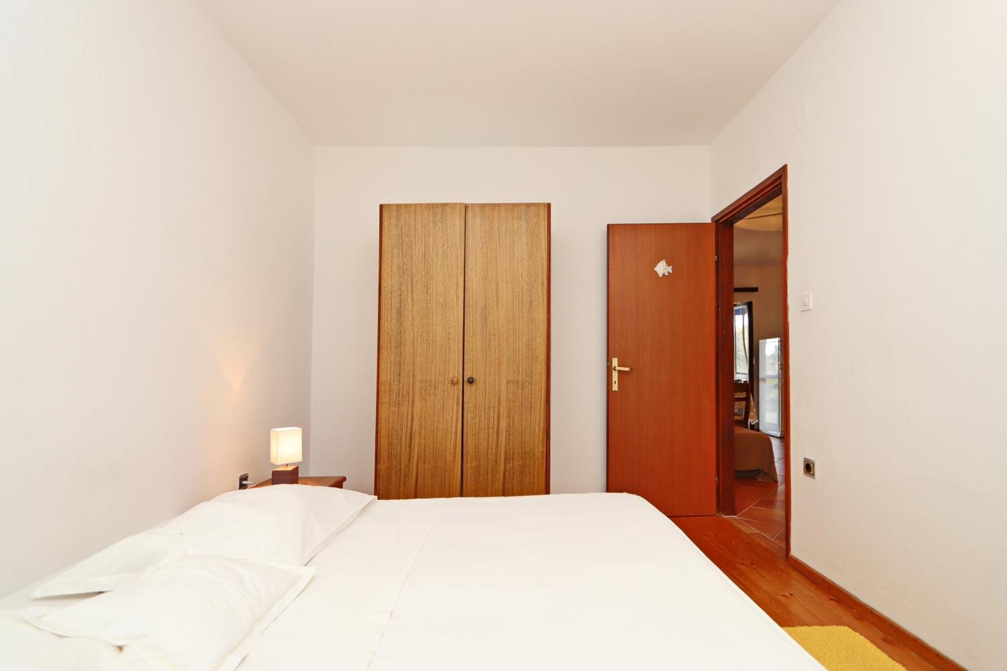 Apartments By The Sea Prizba, Korcula - 4484 Phòng bức ảnh